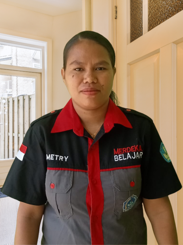 DISMASIA METRIANA FORE, S.Pd